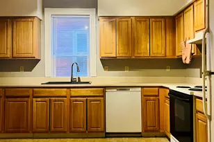 24 Mortson St, Hartford, CT 06106 - Photo 3