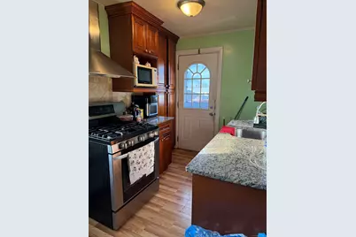 1084 East Main Street #APT 3, Stamford, CT 06902 - Photo 7