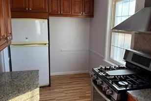 1084 E Main St, Stamford, CT 06902 - Photo 7