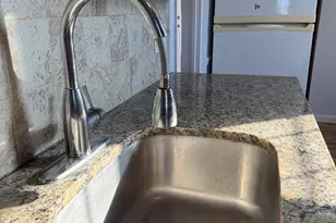 1084 E Main St, Stamford, CT 06902 - Photo 11