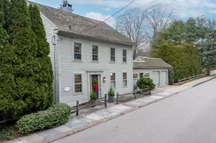 410 Washington St, Norwich, CT 06360 - Photo 3