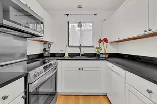 496 Heritage Vlg, Southbury, CT 06488 - Photo 3