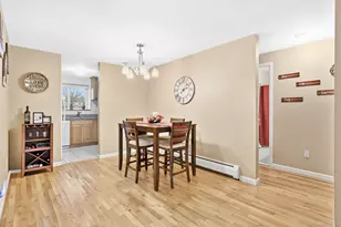 7 Carillon Dr, Rocky Hill, CT 06067 - Photo 3