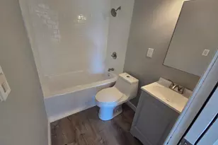 60 Maple St, East Hartford, CT 06118 - Photo 5