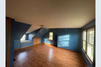 21 Meadow Street, Milford, CT 06460 - Photo 17