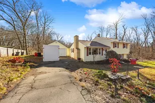 122 N Airline Rd, Wallingford, CT 06492 - Photo 3