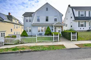 25 Manhattan Ave, Bridgeport, CT 06606 - Photo 3