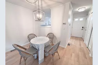 2 West Avenue #APT 5, Norwalk, CT 06854 - Photo 5