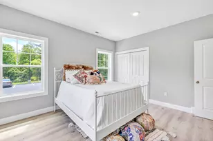 303 Bridgeport Ave, Shelton, CT 06484 - Photo 17