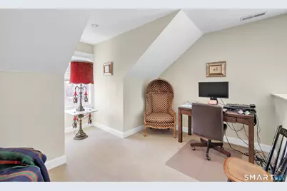 18 Ashwood Circle #18, Shelton, CT 06484 - Photo 15