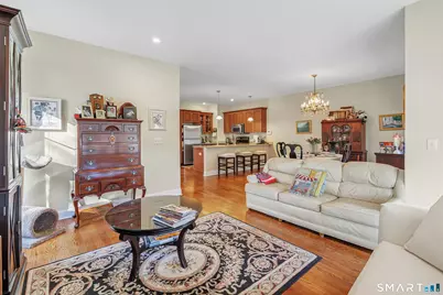 18 Ashwood Circle #18, Shelton, CT 06484 - Photo 11