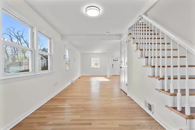 4 Bellview Road, Branford, CT 06405 - Photo 7