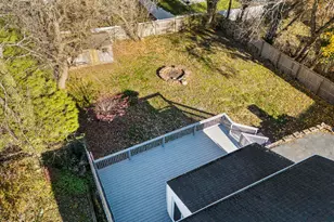 4 Bellview Rd, Branford, CT 06405 - Photo 27