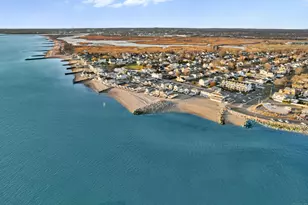 44 Washington Pkwy, Stratford, CT 06615 - Photo 1