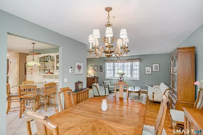 8 Chestnut Hill Drive, New Fairfield, CT 06812 - Photo 9
