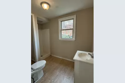 314 Norwich Avenue, Norwich, CT 06380 - Photo 5