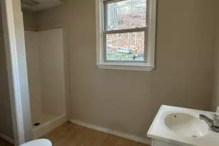 314 Norwich Ave, Norwich, CT 06380 - Photo 5