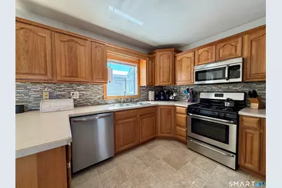 208 Gooseneck Hill Road, Canterbury, CT 06331 - Photo 9