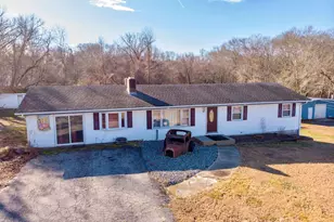 208 Gooseneck Hill Rd, Canterbury, CT 06331 - Photo 3