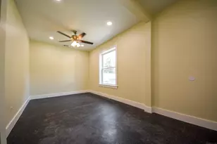 92 High St, Waterbury, CT 06704 - Photo 7