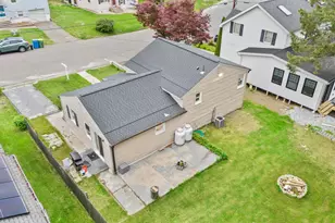 113 Devonwood Dr, Waterbury, CT 06708 - Photo 5