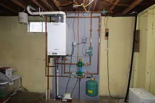 33 Cedar Ln, Norwich, CT 06360 - Photo 17