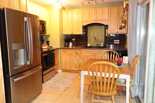 33 Cedar Ln, Norwich, CT 06360 - Photo 3