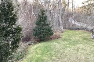 40 Chestnut Hill Rd, Newtown, CT 06482 - Photo 7