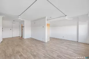 2625 Park Ave, Bridgeport, CT 06604 - Photo 9