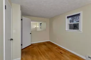 18 Hudson St, Enfield, CT 06082 - Photo 23