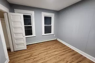 19 Sprague St, Waterbury, CT 06704 - Photo 3