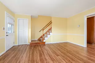 14 Woodridge Dr, Cheshire, CT 06410 - Photo 7