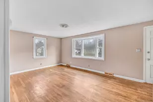 24 Beaverbrook Rd, Milford, CT 06461 - Photo 5