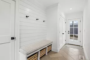 22 Harstrom Pl, Norwalk, CT 06853 - Photo 15