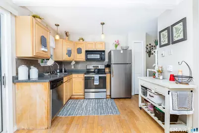 94 Cynthia Lane #D-5, Middletown, CT 06457 - Photo 5