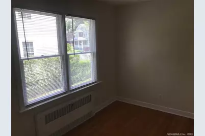 722 Knapps Highway #722, Fairfield, CT 06825 - Photo 5