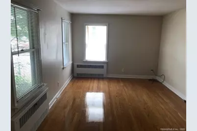 722 Knapps Highway #722, Fairfield, CT 06825 - Photo 3