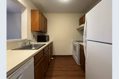 136 Pembroke Road #11-101, Danbury, CT 06811 - Photo 7