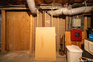 12 Sherman St, Norwich, CT 06360 - Photo 37