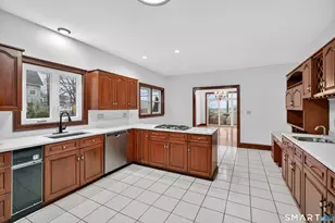 82 Limewood Ave, Branford, CT 06405 - Photo 17