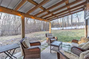 135 W High St, East Hampton, CT 06424 - Photo 25