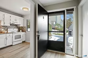 331 Heritage Vlg, Southbury, CT 06488 - Photo 9