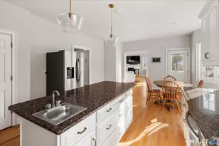 1093 Monroe Turnpike, Monroe, CT 06468 - Photo 9