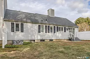18 Patriots Square, Mansfield, CT 06250 - Photo 5