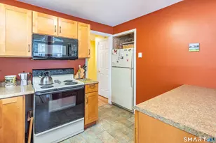 18 Patriots Square, Mansfield, CT 06250 - Photo 17