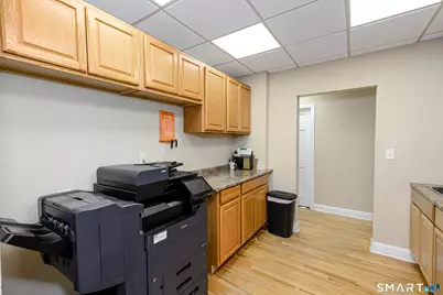 657 Orange Center Road, Orange, CT 06477 - Photo 23