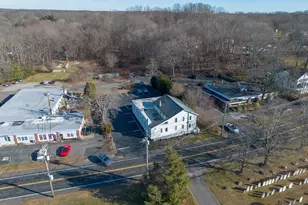 657 Orange Center Rd, Orange, CT 06477 - Photo 31