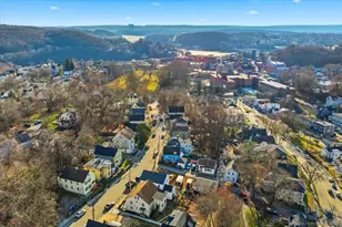 33 Division St, Norwich, CT 06360 - Photo 27