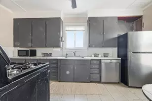 33 Division St, Norwich, CT 06360 - Photo 5