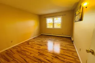 304 Pine Rock Ave, Hamden, CT 06514 - Photo 3